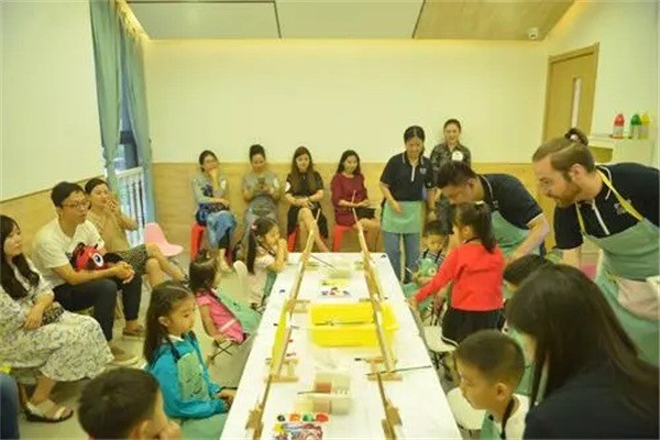 索乐思国际少儿英语